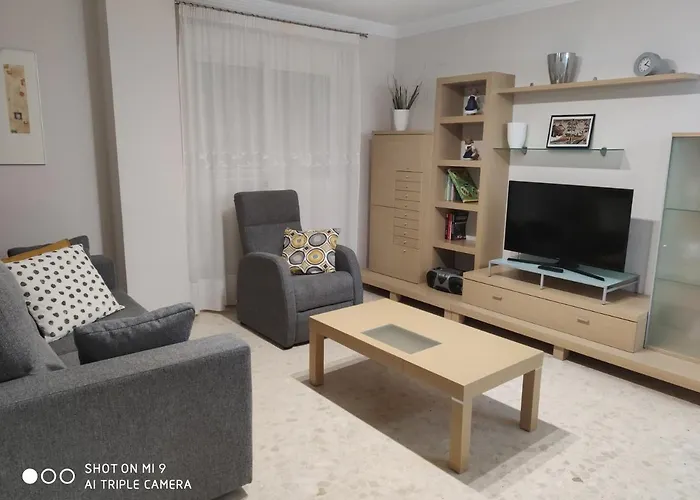 Apartamento Con Terraza, Vistas Al Mar Y Piscina